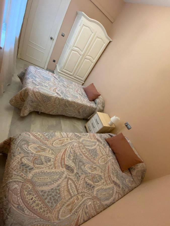 Ferienwohnung Apartamento Cristobal Colon Cádiz Exterior foto
