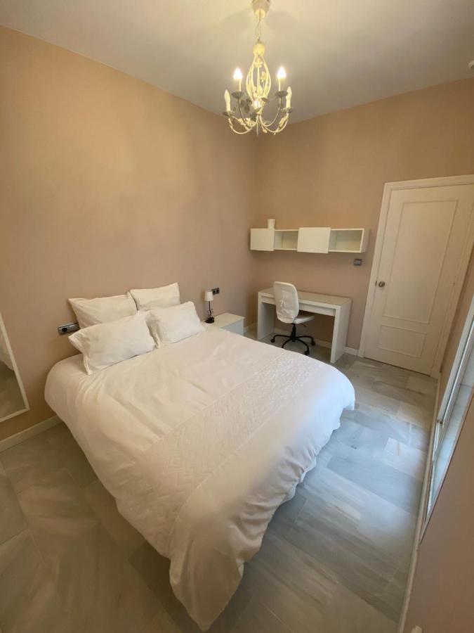 Ferienwohnung Apartamento Cristobal Colon Cádiz Exterior foto